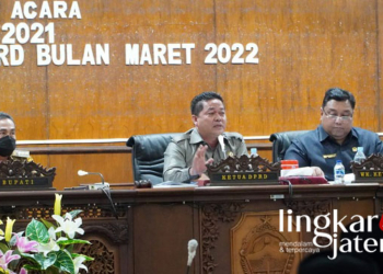 Rapat paripurna dprd pati