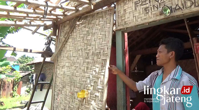 JAHAT!!! Tanpa Pemberitahuan, Rumah Seorang Warga Trangkil Pati Dibongkar Paksa 25 rumah trangkil dibongkar paksa