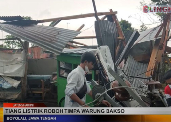 Tiang Listrik Roboh Menimpa Warung Bakso di Boyolali