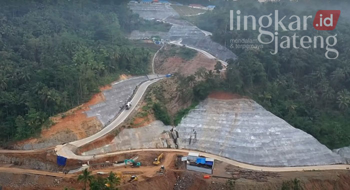 BBWS Serayu Opak Yogyakarta Bantah Tuduhan Lahan Wadas Tidak Dibayar 25 Lahan proyek Desa Wadas, Kecamatan Bener, Kabupaten Purworejo tampak dari atas. (Istimewa/Lingkarjateng.id)