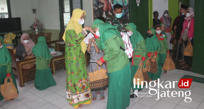 Tempati Rumah Jabatan Baru, Catur Irawan Santuni Yatim Piatu Yayasan Subur Makmur Sejahtera Pati 25 Yayasan subur makmur sejahtera pati
