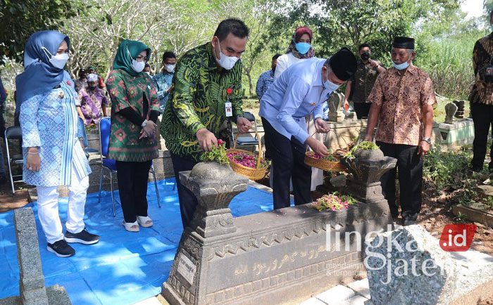 Gubernur Aceh Siap Bantu Pemugaran Makam Pocut Meurah Intan di Blora