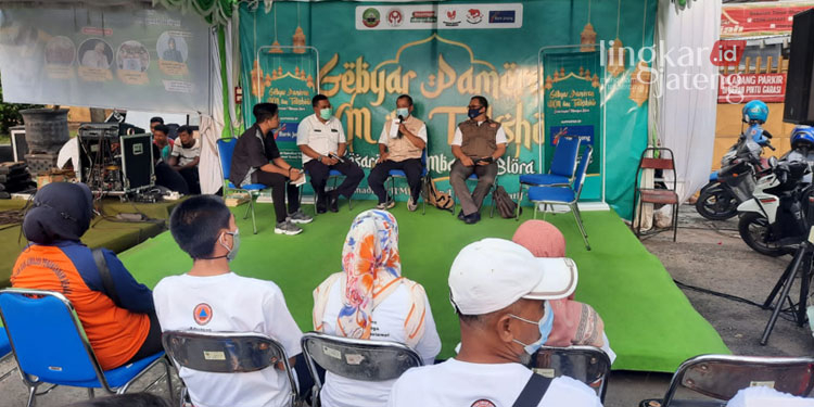 BPBD Blora Gelar Sosialisasi Siaga Bencana 25 SOSIALISASI: BPBD Blora dan PDAM Blora menggelar sosialisasi HKB 2022, Sabtu (23/4) sore. (Lilik Yuliantoro/Lingkarjateng.id)