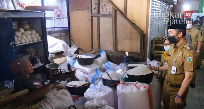 Harga Bahan Pokok Relatif Stabil di Kudus