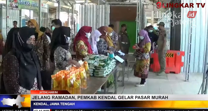 LARIS: Operasi pasar murah di Pasar Relokasi Weleri, Terminal Bahurekso Desa Jenarsari, Kecamatan Gemuh, Kendal. (Tangkapan Layar Lingkar TV/Lingkarjateng.id)