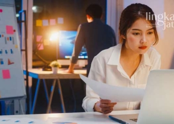 Risiko dan Tips Lembur Kerja saat Puasa di Bulan Ramadhan