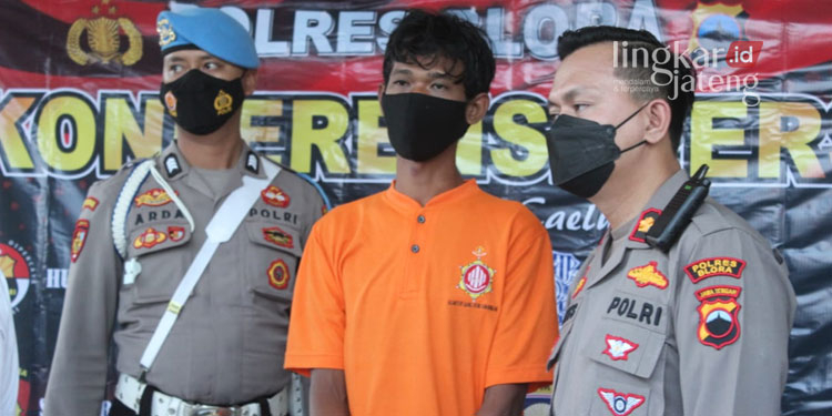 GELAR PERKARA: Polres Blora melakukan konferensi pers terhadap kasus pencurian sepeda motor di halaman belakang Mapolres Blora, Senin (11/04). (Lilik Yuliantoro/Lingkarjateng.id)