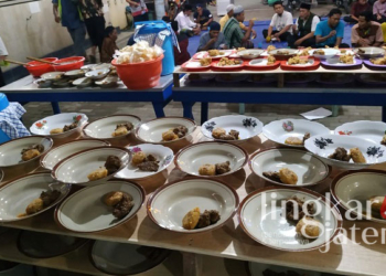 Masjid di Juwana Pati Siapkan 200 Porsi Bukber Tiap Hari, Libatkan Teman Nasrani untuk Mencicipi