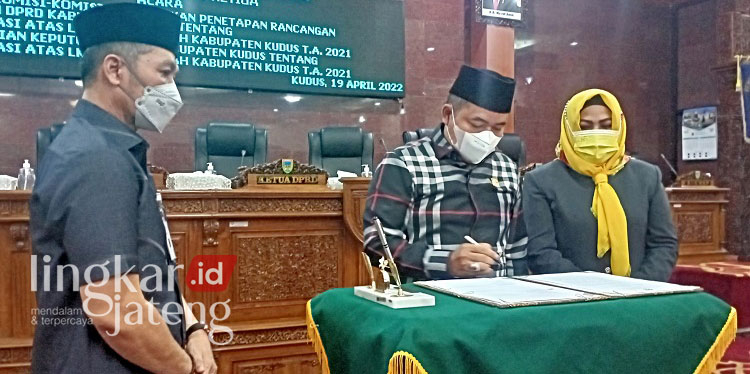 Dewan Sampaikan Poin-Poin Rekomendasi LKPJ Pemkab Kudus 2021