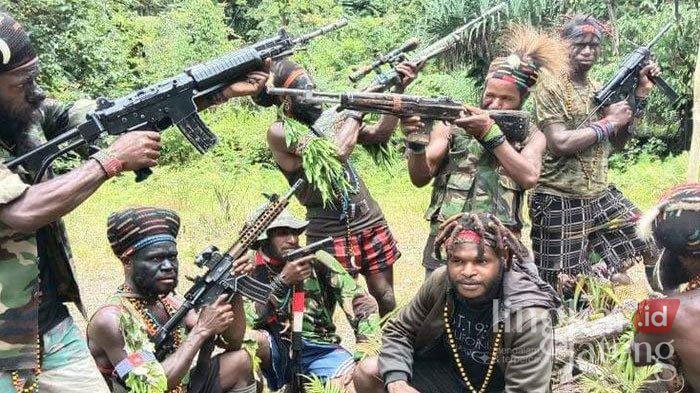 Nyawa Tenaga Medis Asal Pati Melayang Ditembak KKB Papua 25 Nyawa Tenaga Medis Asal Pati Melayang Akibat Aksi KKB Papua