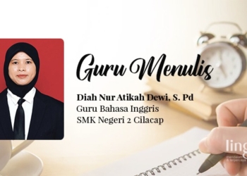 POTRET: Guru bahasa Inggris SMK Negeri 2 Cilacap, Diah Nur Atikah Dewi, S.Pd. (Istimewa/Lingkarjateng.id)