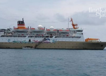 Pemudik dan Wisatawan Padati Pelabuhan Penyeberangan Jepara