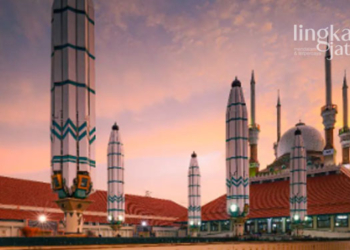 POTRET: Masjid Agung Jawa Tengah (MAJT). (Sumber Gambar: Instagram@saragih_erick/Lingkarjateng.id)