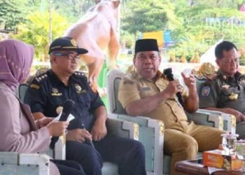 Brantas-Rokok-Ilegal-di-Kendal,-Wabup-Basuki-Utamakan-Pendekatan-ke-Masyarakat