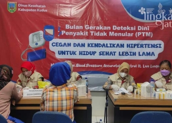 Posbindu,-DKK-Kudus-Cek-Kesehatan-Karyawan-dan-Buruh-Rokok