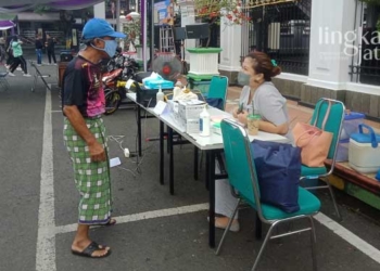 Tingkatkan-Vaksinasi,-DKK-Buka-Gerai-di-Car-Free-Day-Pati
