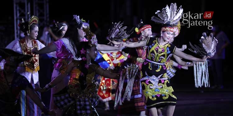 Megah, Konser Rapsodia Nusantara Meriahkan HUT ke-72 Jawa Tengah