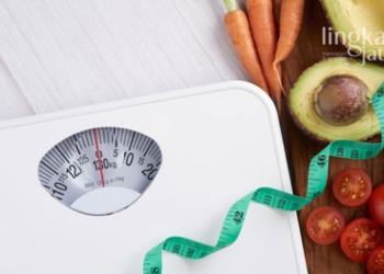 ILUSTRASI: Diet dengan Puasa Intermiten/Puasa Berselang. (Freepik @jcomp/Lingkarjateng.id)