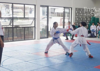 BERTANDING: Federasi Olahraga Karate Indonesia (Forki) Batang menggelar seleksi atlet karate untuk masuk tim kontingen pada Pra Porprov Jawa Tengah. (Dok. Pemkab Batang/Lingkarjateng.id)