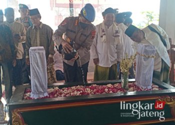 Terbengkalai Puluhan Tahun, Makam Kyai Slamet di Kendal Telah Direnovasi