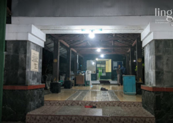 POTRET: Makam Sunan Makhdum. (Dok. Gmap Sakbisane Dilakoni/Lingkarjateng.id)