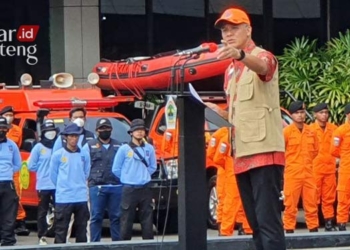Antisipasi Banjir di Jateng, Ganjar Pranowo Beli 5 Pompa Mobile