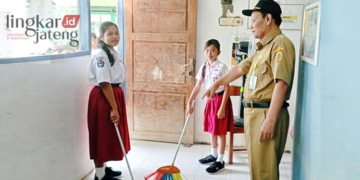 Pentingnya Ajari Kebersihan Lingkungan Kepada Anak Sejak Dini