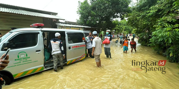 BANJIR: Desa Maguan, Kecamatan Kaliori, Kabupaten Rembang saat diterjang banjir beberapa waktu lalu. (R Teguh Wibowo/Lingkarjateng.id)