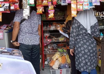 Sasar-Pasar-Tradisional-Demak,-Tim-Gabungan-Sita-100-Batang-Rokok-Ilegal