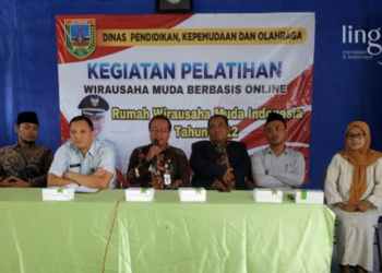 PELATIHAN: Dinas Pendidikan, Kepemudaan dan Olahraga (Disdikpora) Kabupaten Kudus menggelar Kegiatan Pelatihan Wirausaha Muda Berbasis Online, baru-baru ini. (Istimewa/Lingkarjateng.id)