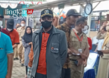 Ketua-DPRD-Jepara-Apresiasi-Partisipasi-Warga-di-Pilkades-Serentak