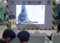 SAMBUTAN: Bupati Kendal, Dico M Ganinduco, membuka kompetisi Bupati Cup E-Sport Arena 2022 di Aula Dinas PUPR Kendal. (Arvian Maulana/Lingkarjateng.id)