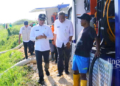 Ikuti Arahan Menteri PUPR, Pemkab Kudus Segera Normalisasi Sungai 29 MENINJAU: Bupati Kudus, M. Hartopo saat meninjau penanganan banjir di Kabupaten Kudus beberapa waktu lalu. (Nisa Hafizhotus S/Lingkarjateng.id)