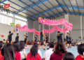 Ikuti Lomba Liong, Siswa SMP di Kudus Belajar Hormati Perbedaan Budaya 29 ATRAKSI: Siswa SMP Kanisius Kudus melakukan atraksi dalam lomba liong untuk merayakan tahun baru Imlek 2574 Kongzili. (Ihza fajar/Lingkarjateng.id)