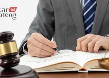 ILUSTRASI: Ilustrasi juri persidangan. (Freepik @Racool_studio/Lingkarjateng.id)