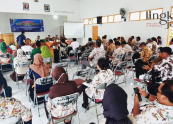 Siapkan RKPD 2024, Camat Dukuhseti Pati Fokus Tangani Kemiskinan dan Air Bersih 31 DISKUSI: Suasana Musrenbang Kecamatan Dukuhseti Tahun 2023 Rencana Kerja Pemerintah Daerah (RKPD) Tahun 2024 di Aula BPL-LKMD Dukuhseti pada Selasa, 14 Februari 2023. (Istimewa/Lingkarjateng.id)