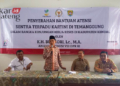 BERI ARAHAN: Anggota Komisi VIII DPR RI KH Buchori menyampaikan sambutan pada acara Penyerahan Bantuan Asistensi Rehabilitasi Sosial (Atensi) di Kabupaten Kendal. (Arvian Maulana/Lingkarjateng.id)