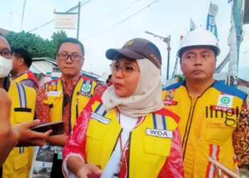 Kepala BBPJN Jawa Tengah-DIY, Wida Nurfaida (bertopi coklat).( Khairul Mishbah/Lingkarjateng.id)