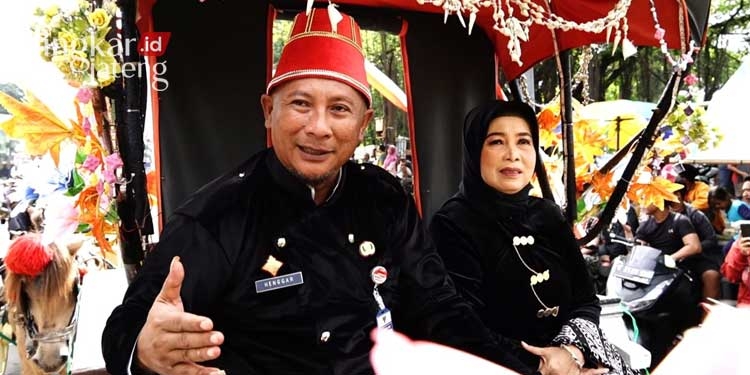 Hadiri-Kirab-Haul-Bupati-Juwana,-Pj-Bupati-Pati-Harap-Generasi-Muda-Lestarikan-Budaya-1