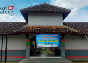 POTRET: Kondisi pasar hewan di Pasar Pon Blora tutup operasional sejak 10 Januari 20203 untuk mencegah penyebaran penyakit PMK. (Subekan/Lingkarjateng.id)