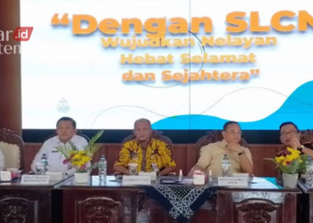 DISKUSI: Pj Bupati Pati, Henggar Budi Anggoro, menghadiri kegiatan Sekolah Lapang Cuaca Nelayan (SLCN) di Pendopo Kabupaten Pati pada Selasa, 7 Maret 2023. (Khairul Mishbah/Lingkarjateng.id)