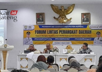 DISKUSI: Kegiatan Forum Lintas Perangkat Daerah dalam rangka Penyusunan RKPD 2024 Kabupaten Kendal di Ruang Abdi Praja Setda Kendal pada Kamis, 2 Maret 2023. (Arvian Maulana/Lingkarjateng.id)