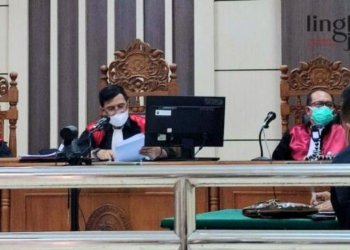 SIDANG: Suasana sidang putusan kasus dugaan korupai delapan Kepala Desa di Demak yang digelar di Pengadilan Tipikor Semarang pada Selasa, 11 April 2023. (Istimewa/Lingkarjateng.id)