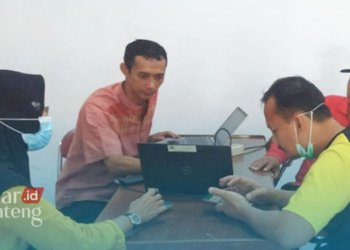 BIMTEK: Diskominfo Pati menggelar bimbingan teknis mengenai penggunaan tanda tangan elektronik atau TTE bagi karyawan Puskesmas Jakenan belum lama ini. (Dok. Instagram Diskominfo Pati/Lingkarjateng.id)