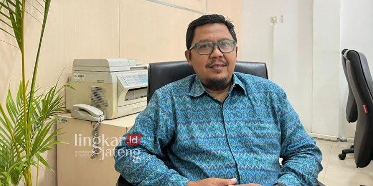 Uun Setiady: Kepala BPJS Ketenagakerjaan Cabang Rembang. (R T. Wibowo/Lingkar)