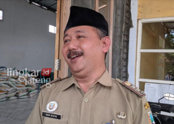 Nur Rofik: Camat Kragan. (R Teguh Wibowo/Lingkarjateng.id)