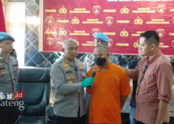 KONFERENSI PERS: Polresta Pati gelar kasus KDRT yang terjadi di Desa Ngemplak Kidul, Kecamatan Margoyoso, Kabupaten Pati. (Arif Febriyanto/Lingkarjateng.id)