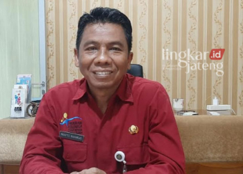 Kepala Dinsos PPKB Rembang, Prapto Raharjo. (R. Teguh Wibowo/Lingkarjateng.id)