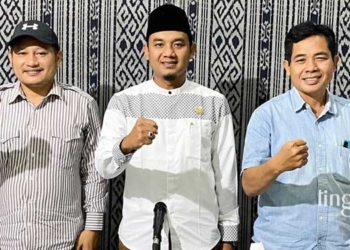 POTRET: Ketua DPRD Jepara, Haizul Ma'arif  (tengah) dalam acara Dialog Interaktif Jaring Asmara. (Tomi Budianto/Lingkarjateng.id)