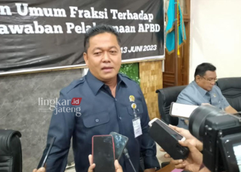 TEGAS: Ketua DPRD Kabupaten Ali Badrudin keluhkan anggotanya yang mangkir dalam rapat paripurna. (Setyo Nugroho/Lingkarjateng.id)
